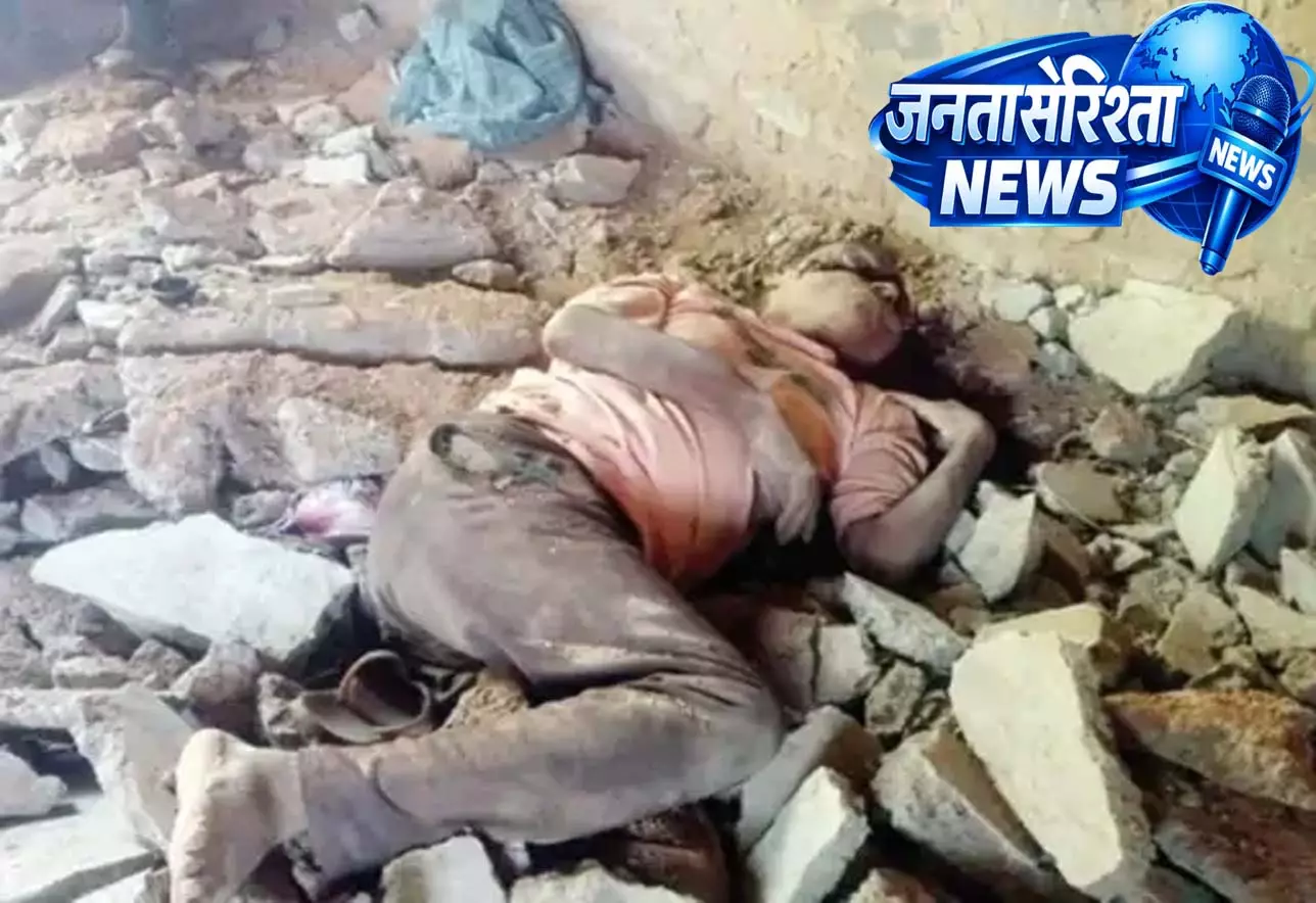देवगुड़ी निर्माण के दौरान छत गिरने से मजदूर की मौत देवगुड़ी निर्माण के दौरान छत गिरने से मजदूर की मौत