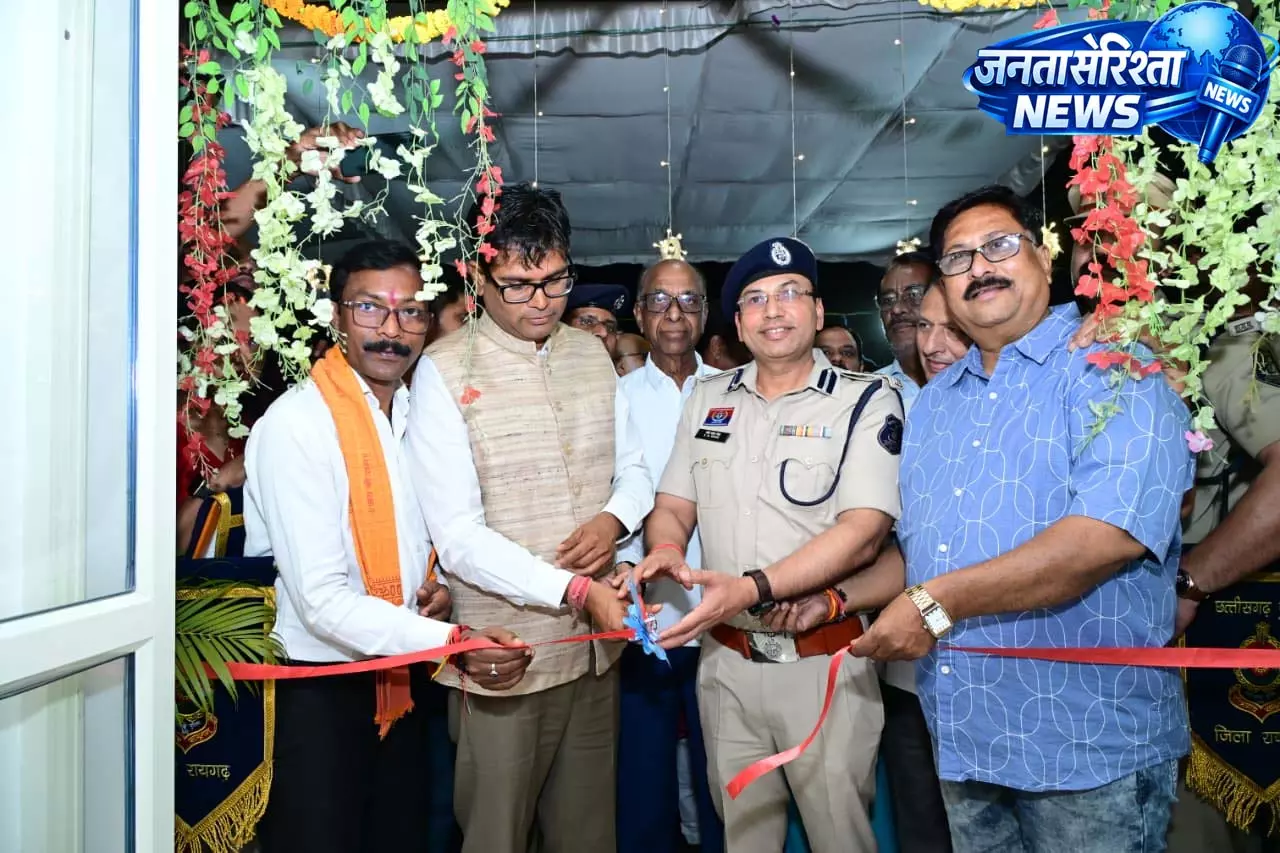 वित्तमंत्री ओपी चौधरी ने किया नवीन थाना जूटमिल भवन का लोकार्पण वित्तमंत्री ओपी चौधरी ने किया नवीन थाना जूटमिल भवन का लोकार्पण