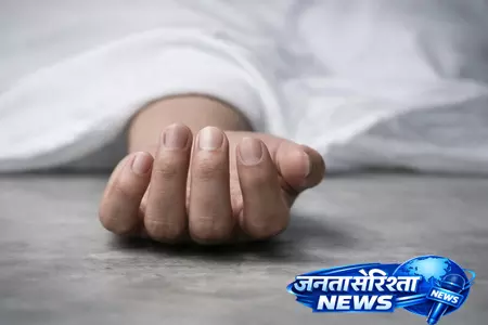 दिल्ली के गाजीपुर में मामूली विवाद में युवक की हत्या, जांच में जुटी पुलिस दिल्ली के गाजीपुर में मामूली विवाद में युवक की हत्या, जांच में जुटी पुलिस