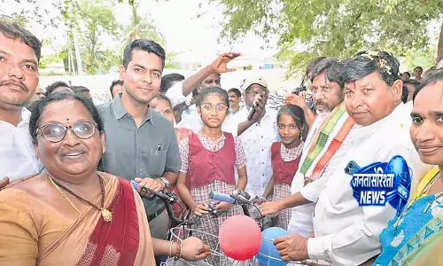 तेलंगाना में 2 जून से स्कूली बच्चों के लिए नाश्ते की योजना तेलंगाना में 2 जून से स्कूली बच्चों के लिए नाश्ते की योजना