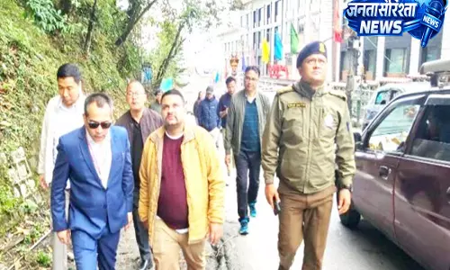 Sikkim: प्रधानमंत्री के सिक्किम दौरे से पहले संयुक्त निरीक्षण ने व्यवस्थाओं की समीक्षा की Sikkim: प्रधानमंत्री के सिक्किम दौरे से पहले संयुक्त निरीक्षण ने व्यवस्थाओं की समीक्षा की