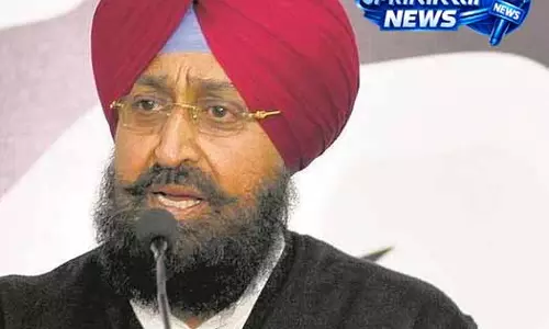 Punjab: सरकार को चेतावनी, अधिकारियों की सैलरी रोकने की मांग Punjab: सरकार को चेतावनी, अधिकारियों की सैलरी रोकने की मांग