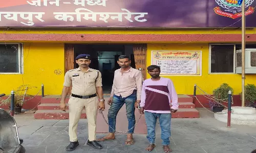 रायपुर में सघन चेकिंग अभियान, वारंटियों और अड्डेबाजों पर कार्रवाई रायपुर में सघन चेकिंग अभियान, वारंटियों और अड्डेबाजों पर कार्रवाई