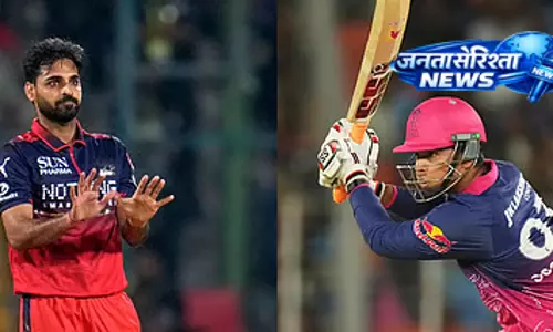 15 साल के सूर्यवंशी बहुत मैच्योर होकर खेल रहे हैं: Bhuvneshwar Kumar 15 साल के सूर्यवंशी बहुत मैच्योर होकर खेल रहे हैं: Bhuvneshwar Kumar