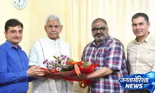 Jammu: तवी फ्रंट मॉर्निंग वॉकर्स ने सुरक्षा और साफ-सफाई पर चर्चा की Jammu: तवी फ्रंट मॉर्निंग वॉकर्स ने सुरक्षा और साफ-सफाई पर चर्चा की
