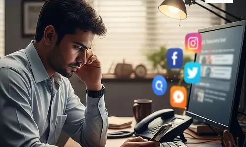 सावधान! सरकारी कर्मचारियों के लिए नए सोशल मीडिया नियम लागू, उल्लंघन पर होगी कार्रवाई सावधान! सरकारी कर्मचारियों के लिए नए सोशल मीडिया नियम लागू, उल्लंघन पर होगी कार्रवाई