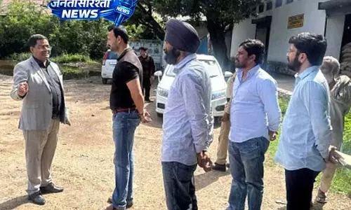 FCS&CA डायरेक्टर ने सेंट्रल फ़ूड स्टोर का निरीक्षण किया