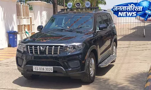 मुख्यमंत्री विष्णुदेव साय के काफिले में बदलाव, फॉर्च्यूनर की जगह शामिल हुईं नई स्कॉर्पियो मुख्यमंत्री विष्णुदेव साय के काफिले में बदलाव, फॉर्च्यूनर की जगह शामिल हुईं नई स्कॉर्पियो