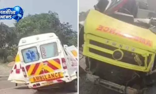 Dhenkanal में एम्बुलेंस ट्रक से टकराई; अटेंडेंट की मौत Dhenkanal में एम्बुलेंस ट्रक से टकराई; अटेंडेंट की मौत