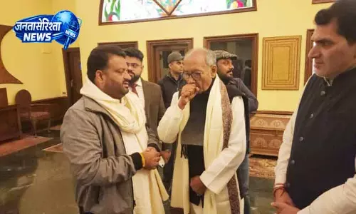 J&K के कृषि संकट और राहत उपायों पर केंद्रित बैठक J&K के कृषि संकट और राहत उपायों पर केंद्रित बैठक