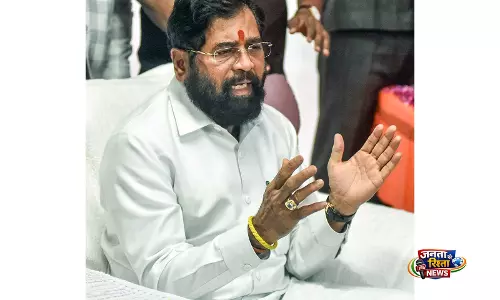 Maharashtra: एकनाथ शिंदे ने लेफ्टिनेंट कर्नल पुरोहित को ब्रिगेडियर रैंक पर प्रमोशन के लिए बधाई दी
