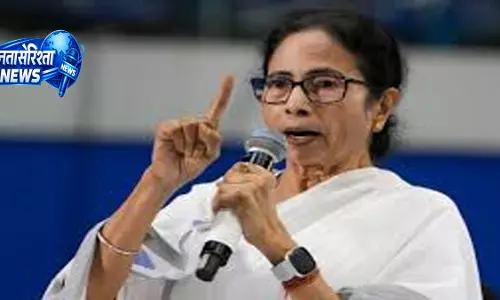 ममता बनर्जी का BJP पर आरोप, वोटर लिस्ट और चुनाव को लेकर उठे सवाल ममता बनर्जी का BJP पर आरोप, वोटर लिस्ट और चुनाव को लेकर उठे सवाल