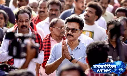Stalin ने कहा कि केंद्र परिसीमन से पहले महिला कोटे को ‘हथियार’ के तौर पर इस्तेमाल कर रहा Stalin ने कहा कि केंद्र परिसीमन से पहले महिला कोटे को ‘हथियार’ के तौर पर इस्तेमाल कर रहा