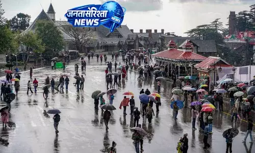Himachal में अप्रैल में रिकॉर्ड बारिश, 130% अधिक वर्षा