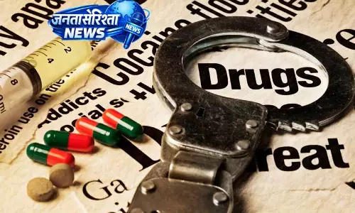 Narkanda में 9.28 किग्रा अफीम के साथ 3 नेपाली नागरिक गिरफ्तार Narkanda में 9.28 किग्रा अफीम के साथ 3 नेपाली नागरिक गिरफ्तार