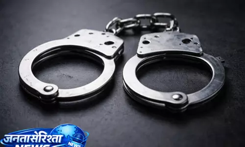 ARRESTED: महिला ड्रग्स पेडलर को किया गिरफ्तार ARRESTED: महिला ड्रग्स पेडलर को किया गिरफ्तार