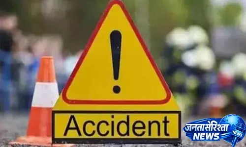 हिमायत सागर ORR Service Road पर बंडलगुड़ा जागीर के पास सड़क दुर्घटना