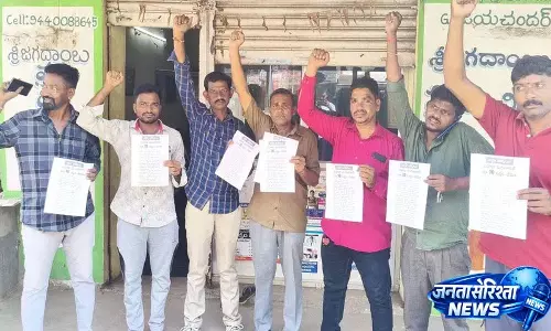 BRTU मंचेरियल के प्रेसिडेंट ने ऑटो वर्कर्स के मुद्दों को नज़रअंदाज़ करने के लिए कांग्रेस की आलोचना की