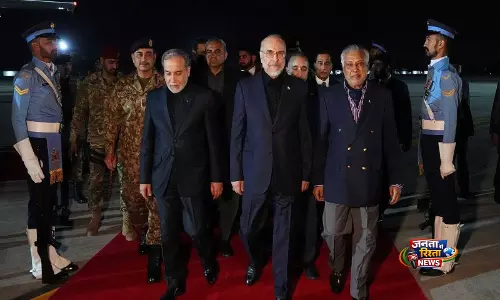 उंगलियां ट्रिगर पर: शांति वार्ता से पहले Tehran का अड़ियल रवैया उंगलियां ट्रिगर पर: शांति वार्ता से पहले Tehran का अड़ियल रवैया