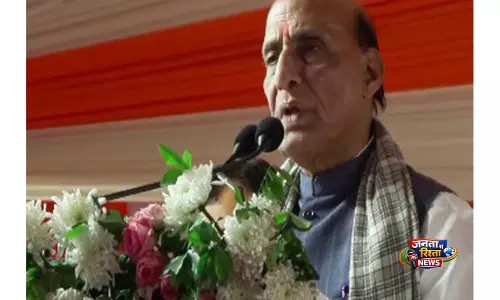 यह मान लेना सही नहीं होगा कि संकट पूरी तरह खत्म हो गया है: US-ईरान सीज़फ़ायर पर राजनाथ सिंह यह मान लेना सही नहीं होगा कि संकट पूरी तरह खत्म हो गया है: US-ईरान सीज़फ़ायर पर राजनाथ सिंह