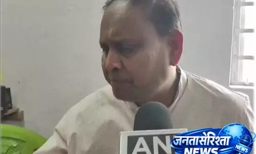 सत शर्मा और अशोक कौल ने भाजपा के संगठनात्मक कार्यक्रमों की समीक्षा की सत शर्मा और अशोक कौल ने भाजपा के संगठनात्मक कार्यक्रमों की समीक्षा की