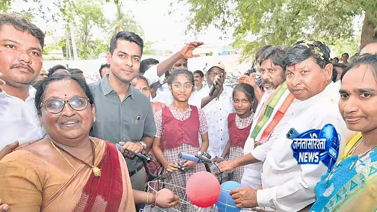 तेलंगाना में 2 जून से स्कूली बच्चों के लिए नाश्ते की योजना तेलंगाना में 2 जून से स्कूली बच्चों के लिए नाश्ते की योजना