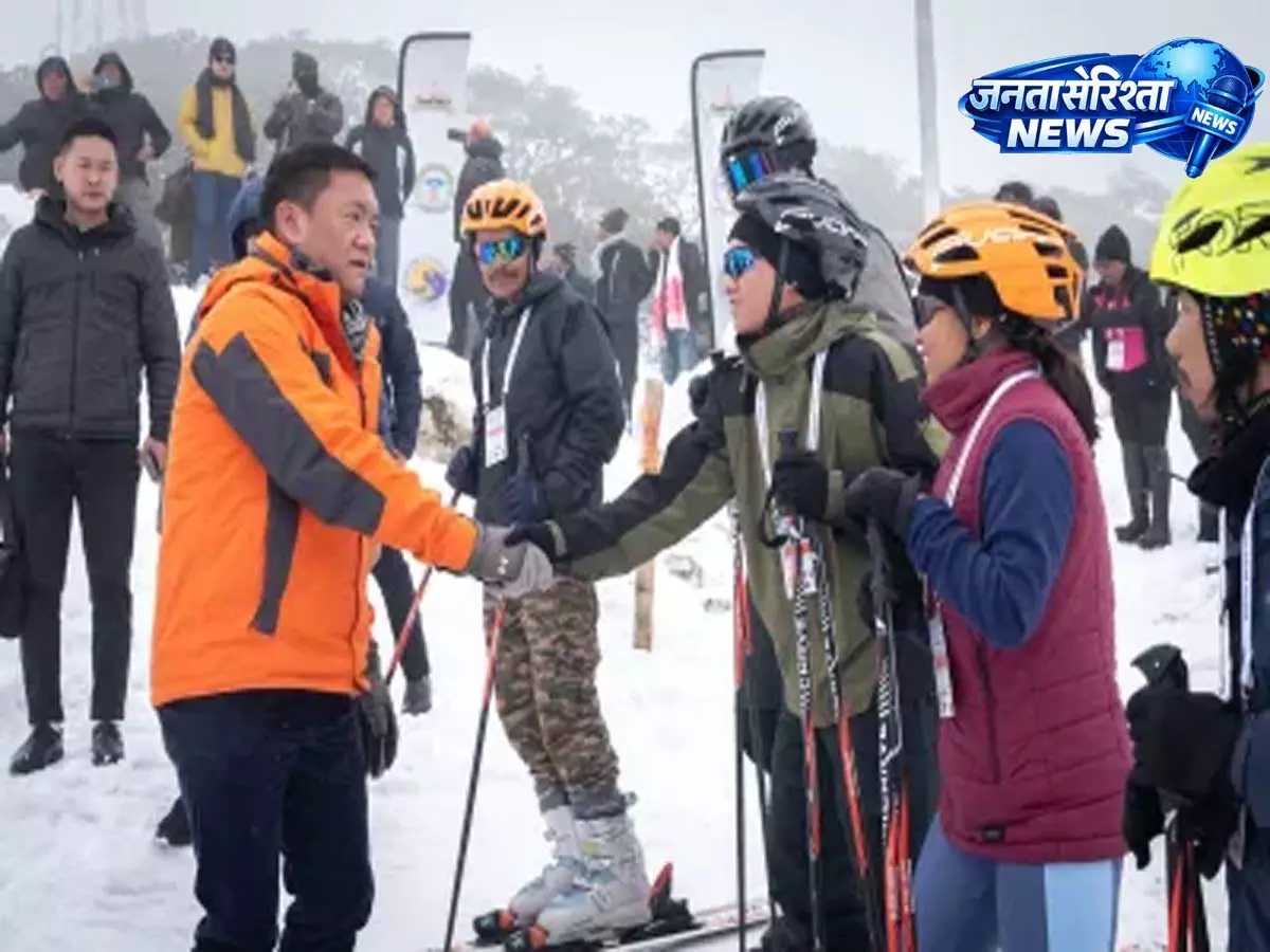 Arunachal CM पेमा खांडू ने PT त्सो कैंप में तवांग विंटर स्पोर्ट्स को बढ़ावा देने का समर्थन किया Arunachal CM पेमा खांडू ने PT त्सो कैंप में तवांग विंटर स्पोर्ट्स को बढ़ावा देने का समर्थन किया