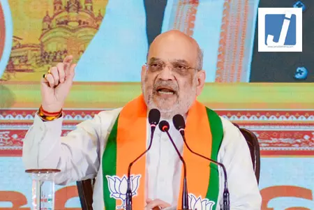 केंद्रीय गृह मंत्री अमित शाह आज पश्चिम बंगाल में कई चुनावी रैलियों को करेंगे संबोधित केंद्रीय गृह मंत्री अमित शाह आज पश्चिम बंगाल में कई चुनावी रैलियों को करेंगे संबोधित