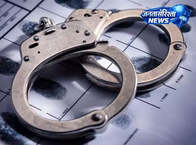 Hoshiarpur के गांवों में नशीले पदार्थों और शराब के खिलाफ छापेमारी Hoshiarpur के गांवों में नशीले पदार्थों और शराब के खिलाफ छापेमारी