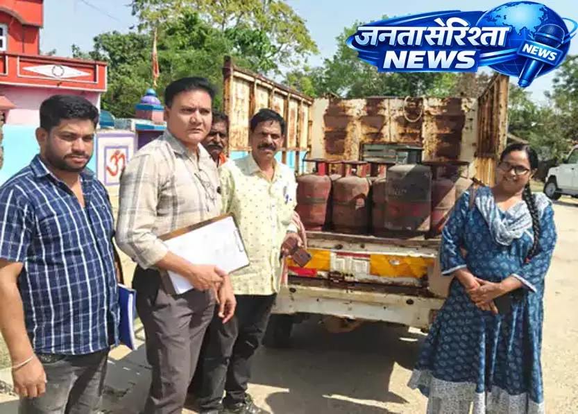 खाद्य विभाग की कार्रवाई, 20 एलपीजी सिलेंडर जब्त, अवैध भंडारण पर सख्ती खाद्य विभाग की कार्रवाई, 20 एलपीजी सिलेंडर जब्त, अवैध भंडारण पर सख्ती