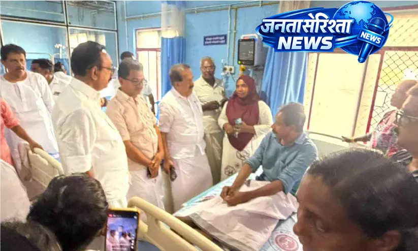 Kerala : बैकवाटर ड्रेजिंग के खिलाफ विरोध प्रदर्शन, झड़प में दो घायल Kerala : बैकवाटर ड्रेजिंग के खिलाफ विरोध प्रदर्शन, झड़प में दो घायल