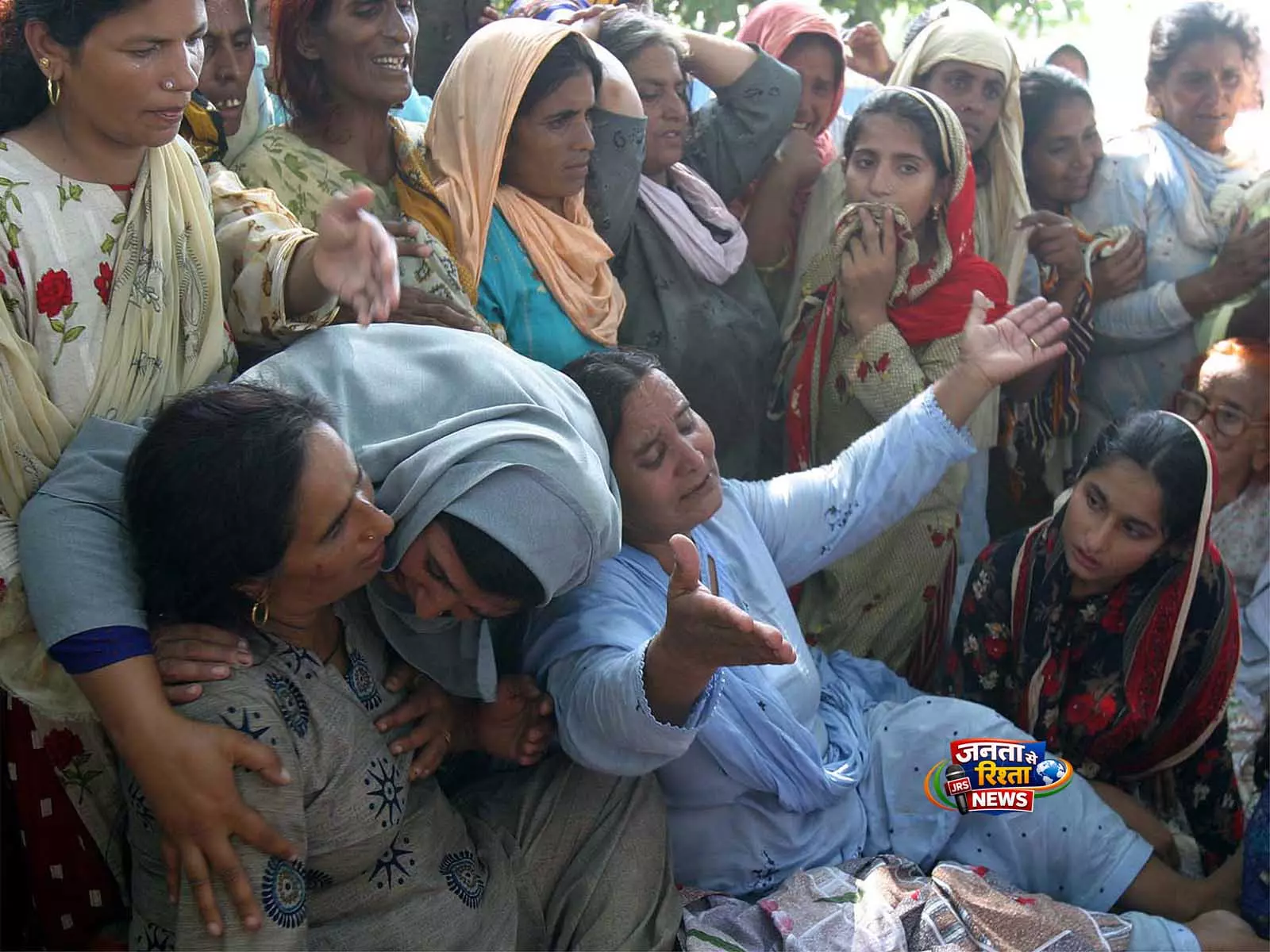 Pakistan में अल्पसंख्यकों के अधिकारों पर हमला: युवा लड़कियों के लिए न्याय की मांग को लेकर विरोध प्रदर्शन Pakistan में अल्पसंख्यकों के अधिकारों पर हमला: युवा लड़कियों के लिए न्याय की मांग को लेकर विरोध प्रदर्शन
