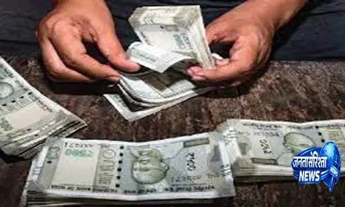 नकली नोट तस्करों का भंडाफोड़, 5 गिरफ्तार नकली नोट तस्करों का भंडाफोड़, 5 गिरफ्तार