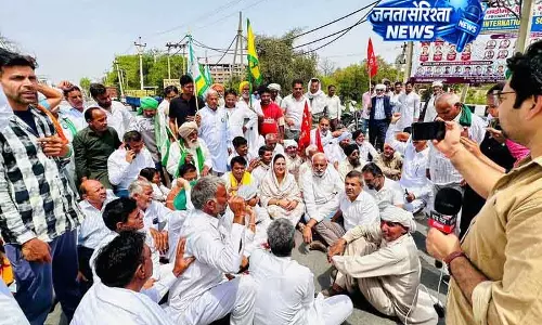Fatehabad में गेहूं खरीद नियमों के खिलाफ किसानों का प्रदर्शन