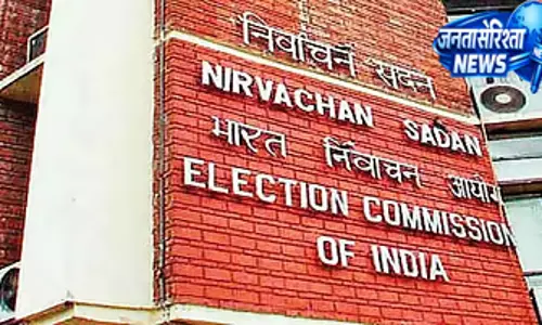 Election का पैसा नियमों के हिसाब से खर्च होना चाहिए: खर्च पर नज़र रखने वाले Election का पैसा नियमों के हिसाब से खर्च होना चाहिए: खर्च पर नज़र रखने वाले