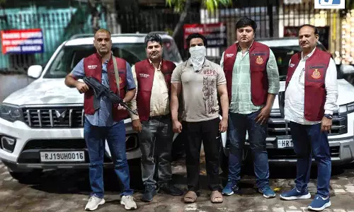 ग्रेजुएट जिम ट्रेनर निकला लग्जरी कारों का चोर, पुलिस ने किया गिरोह का भंडाफोड़ ग्रेजुएट जिम ट्रेनर निकला लग्जरी कारों का चोर, पुलिस ने किया गिरोह का भंडाफोड़
