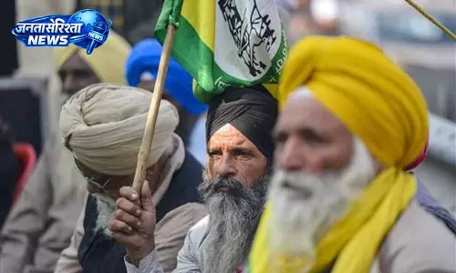 Punjab: समस्याओं को लेकर किसानों का हंगामा