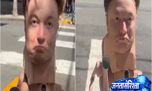 डरावना नजारा: Elon Musk जैसे सिर वाला रोबो-डॉग सड़कों पर दिखा, लोगों को किया हैरान डरावना नजारा: Elon Musk जैसे सिर वाला रोबो-डॉग सड़कों पर दिखा, लोगों को किया हैरान