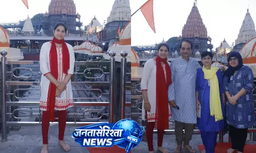 MP : क्रिकेटर यस्तिका भाटिया ने उज्जैन में महाकालेश्वर ज्योतिर्लिंग पर आशीर्वाद लिया MP : क्रिकेटर यस्तिका भाटिया ने उज्जैन में महाकालेश्वर ज्योतिर्लिंग पर आशीर्वाद लिया
