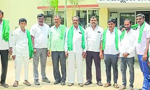 Karnataka : किसान यूनियन के संघर्ष को हल्के में न लें Karnataka : किसान यूनियन के संघर्ष को हल्के में न लें