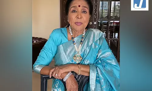 Asha Bhosle: करोड़ों की प्रॉपर्टी, कई देशों में रेस्टोरेंट्स, संगीत के साथ बिजनेस में भी सफल रहीं आशा भोसले Asha Bhosle: करोड़ों की प्रॉपर्टी, कई देशों में रेस्टोरेंट्स, संगीत के साथ बिजनेस में भी सफल रहीं आशा भोसले
