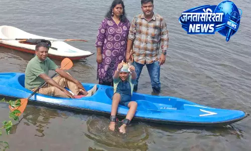 Kerala : ग्यारह साल का बच्चा हाथ-पैर बांधकर झील पार कर गया