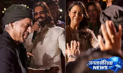 शाहरुख और रणवीर जामनगर में Kailash Kher के साथ थिरके शाहरुख और रणवीर जामनगर में Kailash Kher के साथ थिरके