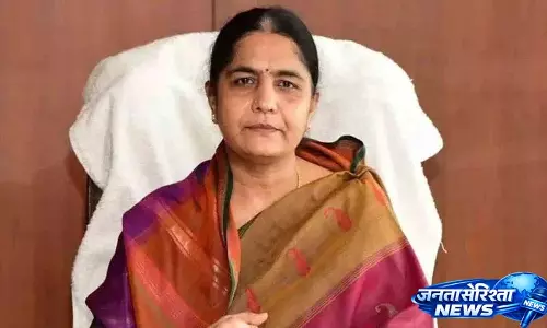 MLA सुनीता लक्ष्मा रेड्डी ने सिंगूर में पानी छोड़े जाने की अपील की MLA सुनीता लक्ष्मा रेड्डी ने सिंगूर में पानी छोड़े जाने की अपील की