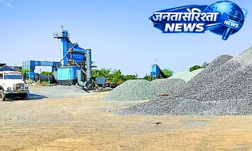 ठेकेदार की लापरवाही: फॉरेस्ट्री और HESCOM से परमिशन मिलने के बाद भी काम धीमा ठेकेदार की लापरवाही: फॉरेस्ट्री और HESCOM से परमिशन मिलने के बाद भी काम धीमा