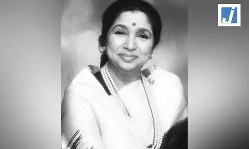 संगीत जगत के लिए यह एक अपूरणीय क्षति, आशा भोसले के निधन से फिल्म जगत में शोक की लहर संगीत जगत के लिए यह एक अपूरणीय क्षति, आशा भोसले के निधन से फिल्म जगत में शोक की लहर
