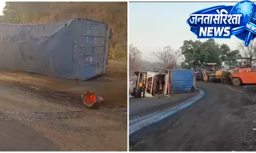 Nashik : कसारा घाट में कंटेनर पलटा, तेल रिसाव से 500 मीटर का हिस्सा फिसलन भरा; दो घायल