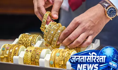 इस हफ्ते सोने की चमक बढ़ी, चांदी करीब 12 हजार रुपए महंगी हुई