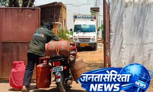 देश में एलपीजी की आपूर्ति पर्याप्त, 52.3 लाख से अधिक सिलेंडर डिलीवर हुए: केंद्र