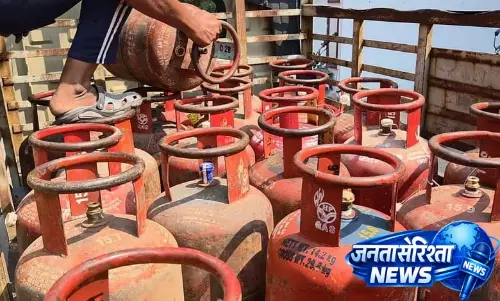 Hyderabad: अवैध रूप से एलपीजी सिलेंडर भरने के आरोप में एक व्यक्ति गिरफ्तार